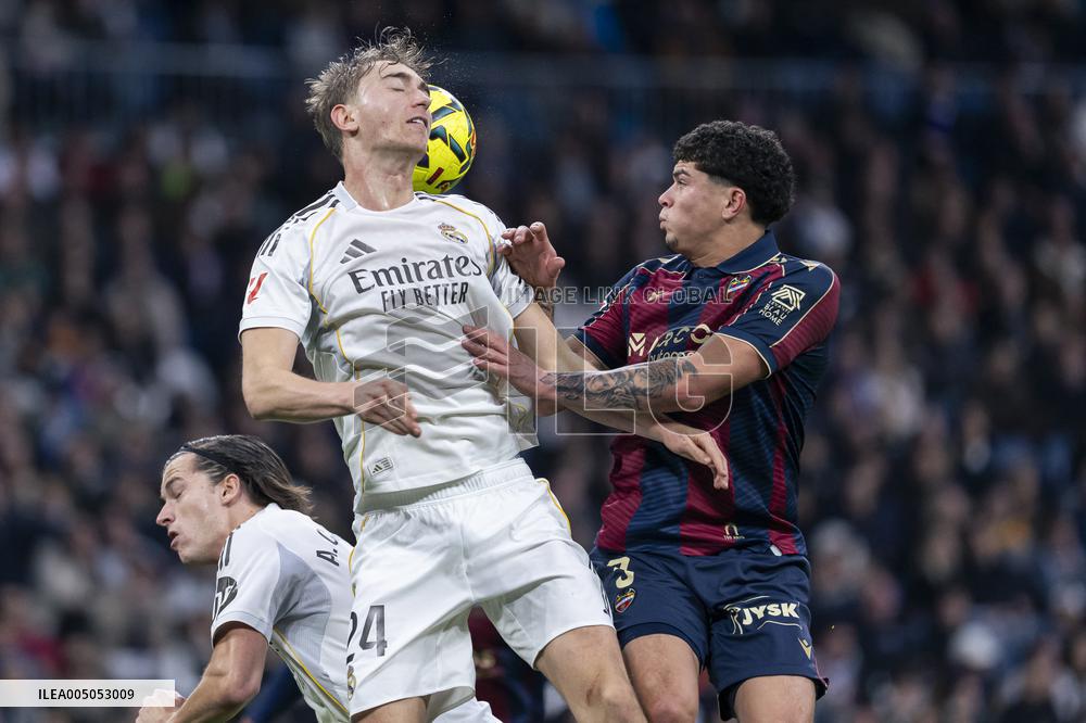 La Liga - Real Madrid v Levante