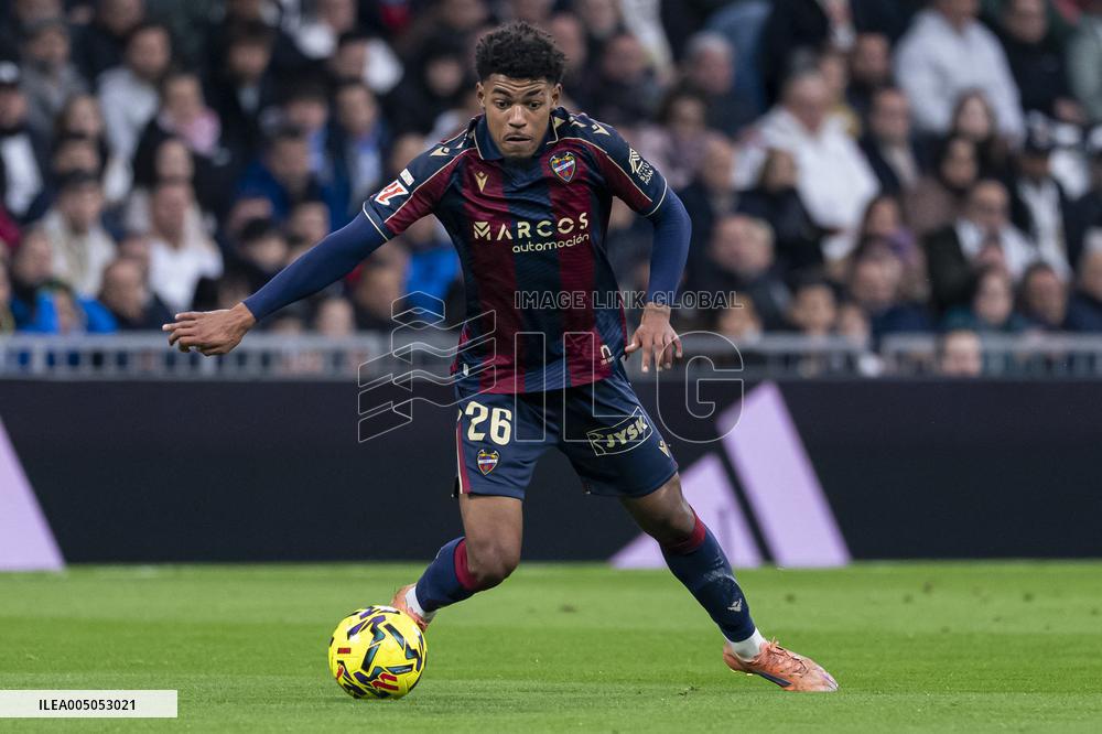La Liga - Real Madrid v Levante