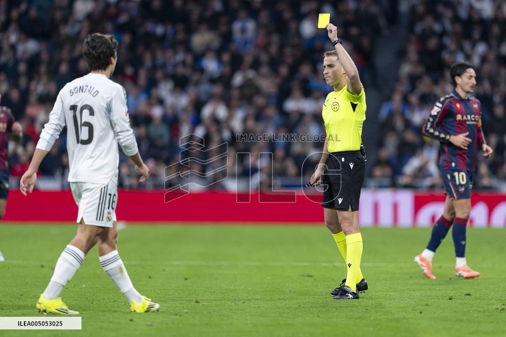 La Liga - Real Madrid v Levante