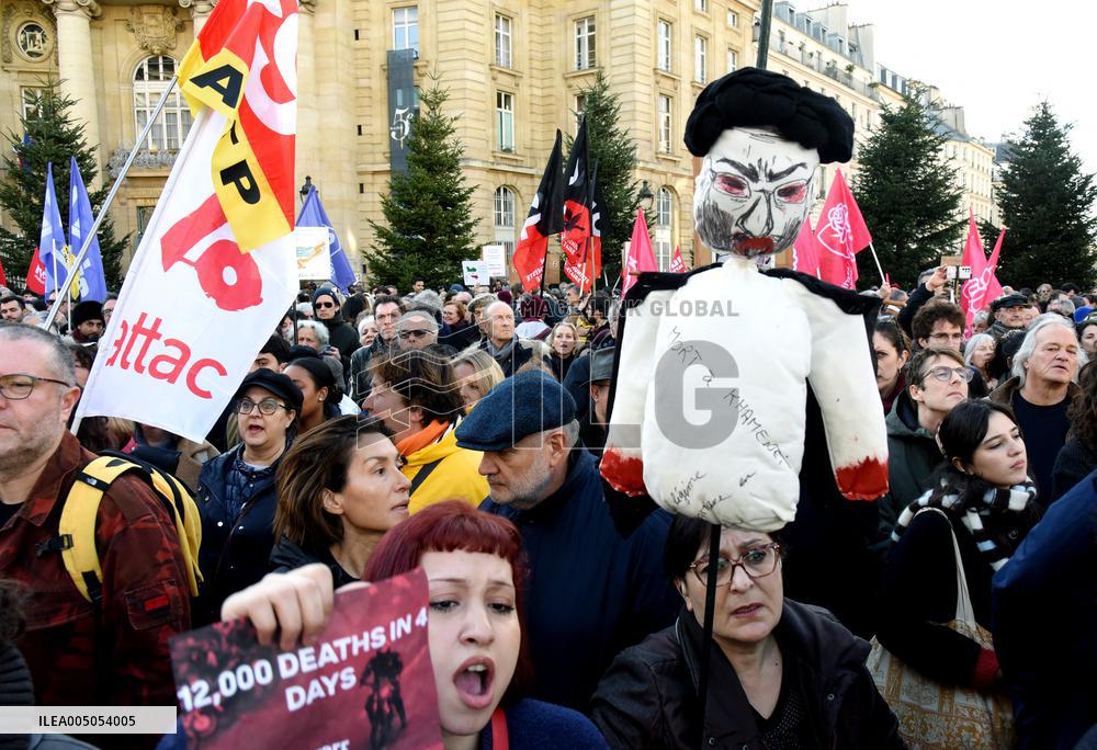 Protest March In Solidarity With Iranian People - Paris