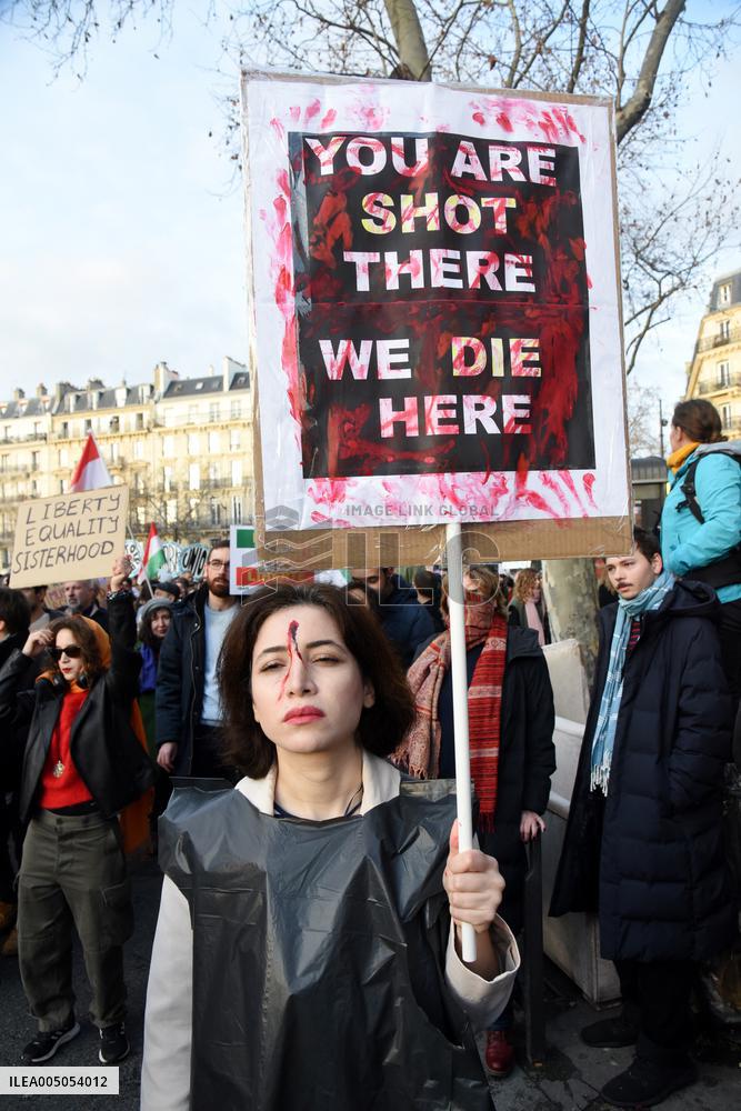 Protest March In Solidarity With Iranian People - Paris