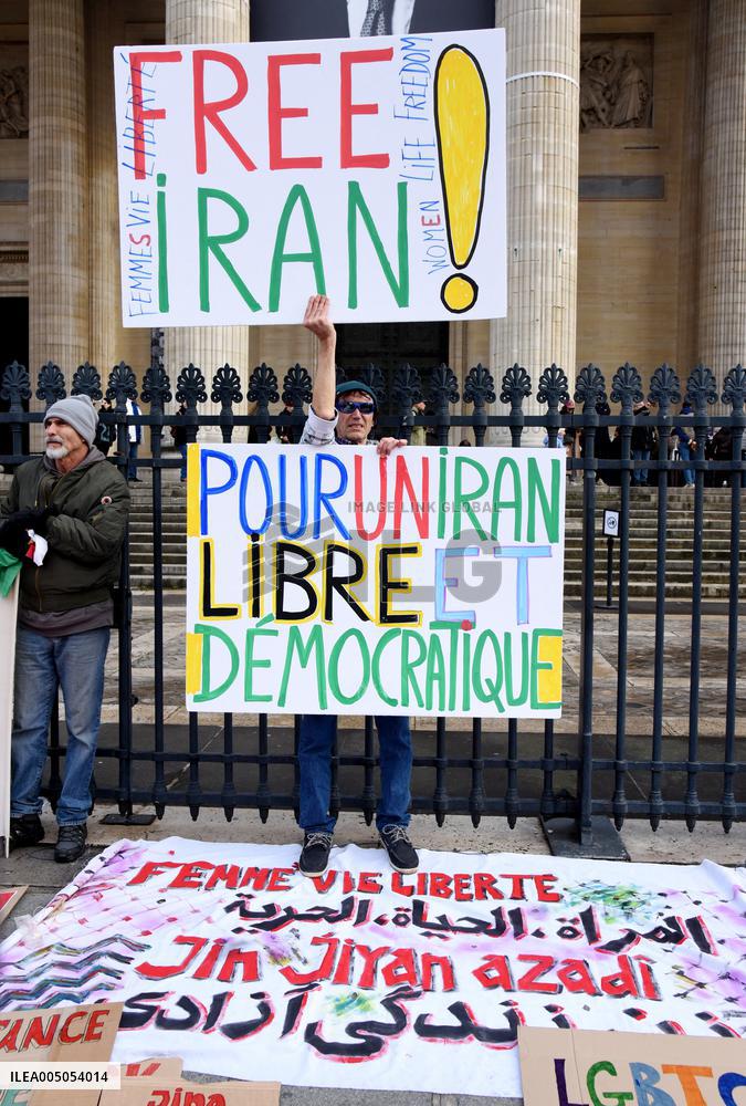 Protest March In Solidarity With Iranian People - Paris