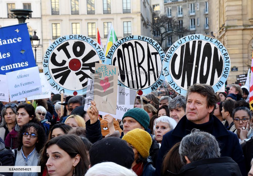 Protest March In Solidarity With Iranian People - Paris