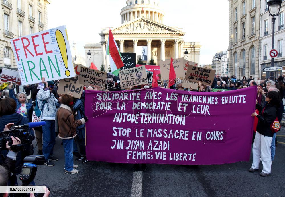Protest March In Solidarity With Iranian People - Paris