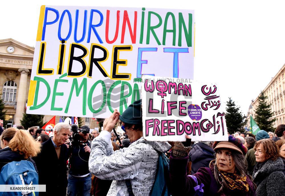 Protest March In Solidarity With Iranian People - Paris