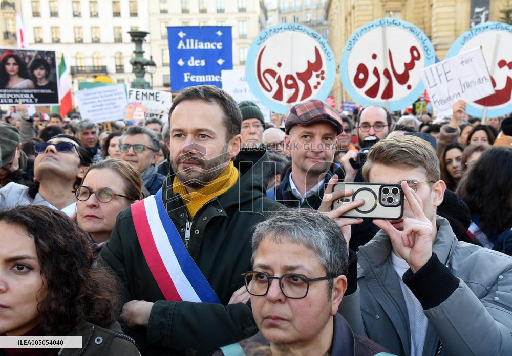 Protest March In Solidarity With Iranian People - Paris