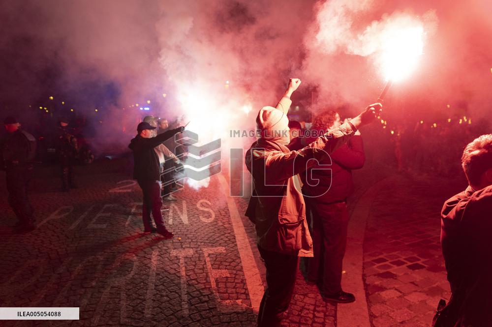Annual March in Honor of Sainte Genevieve - Paris