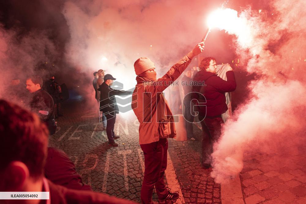 Annual March in Honor of Sainte Genevieve - Paris