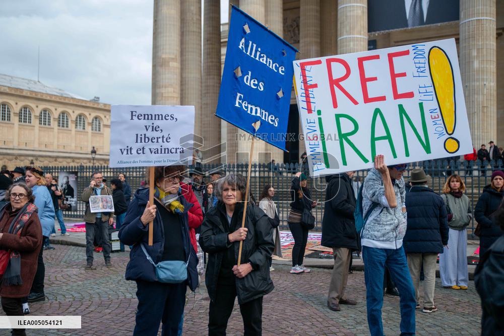 Protest March In Solidarity With Iranian People - Paris