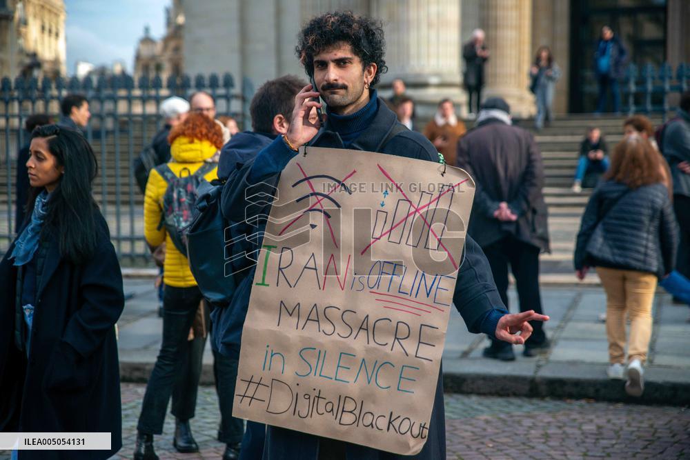 Protest March In Solidarity With Iranian People - Paris