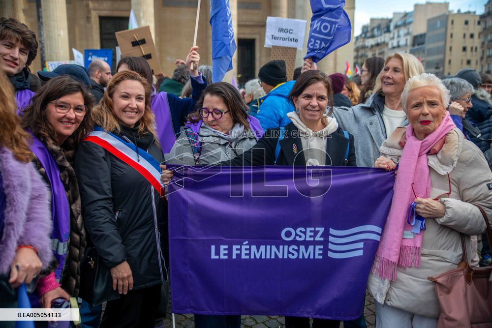 Protest March In Solidarity With Iranian People - Paris
