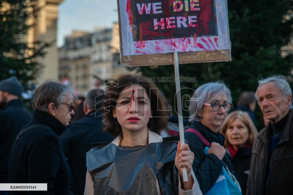 Protest March In Solidarity With Iranian People - Paris