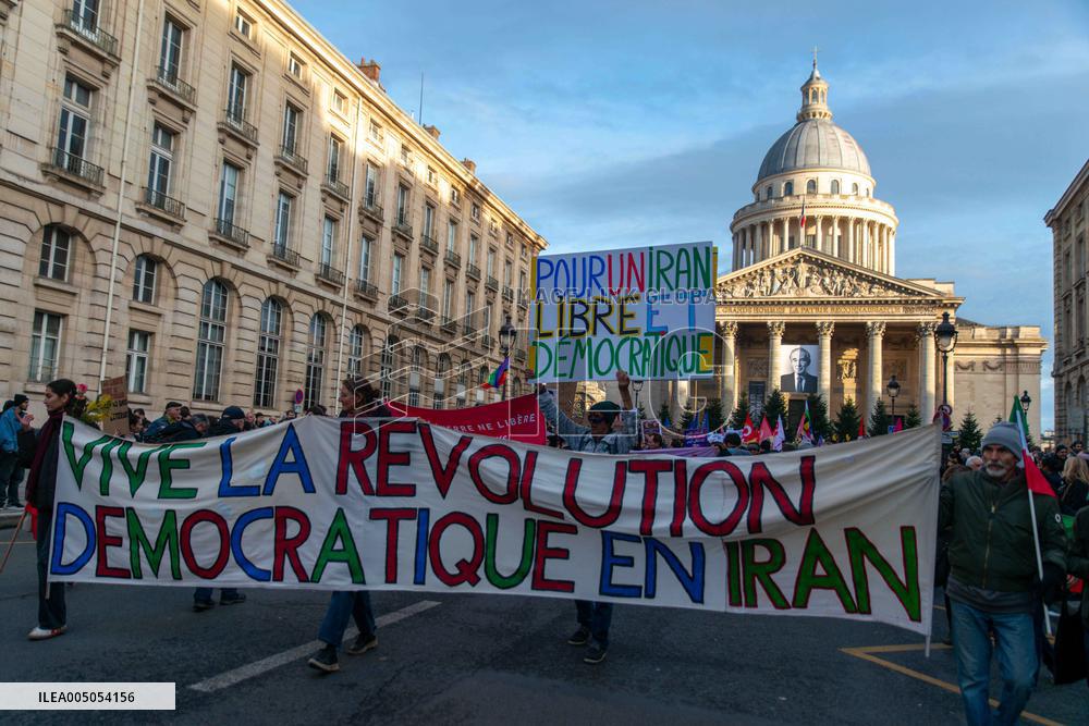 Protest March In Solidarity With Iranian People - Paris