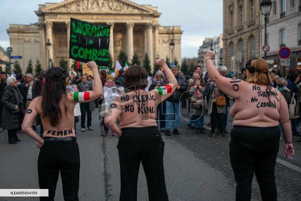 Protest March In Solidarity With Iranian People - Paris