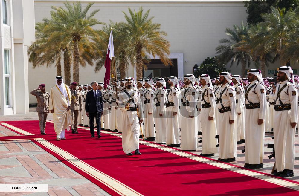 PM Mark Carney Meets Emir of Qatar Tamim bin Hamad al-Thani - Doha