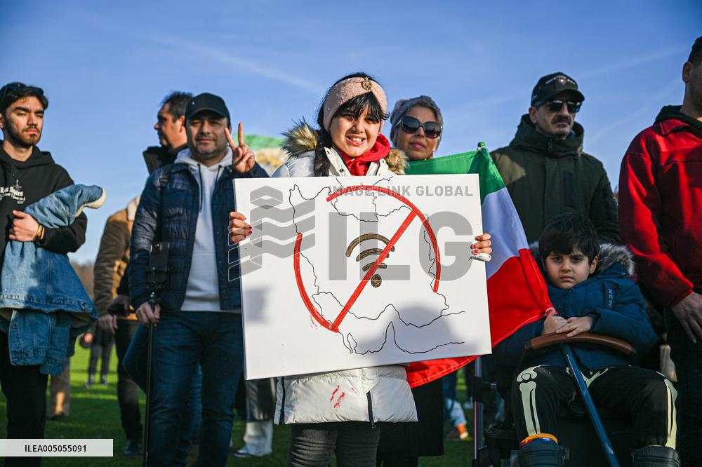Protest March In Solidarity With Iranian People - The Hague