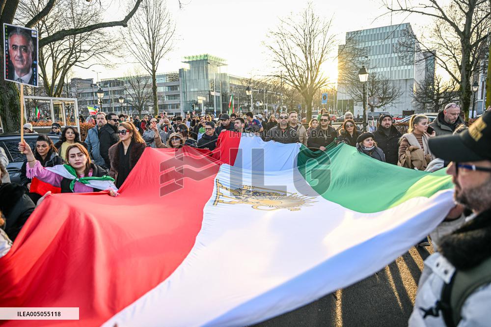 Protest March In Solidarity With Iranian People - The Hague