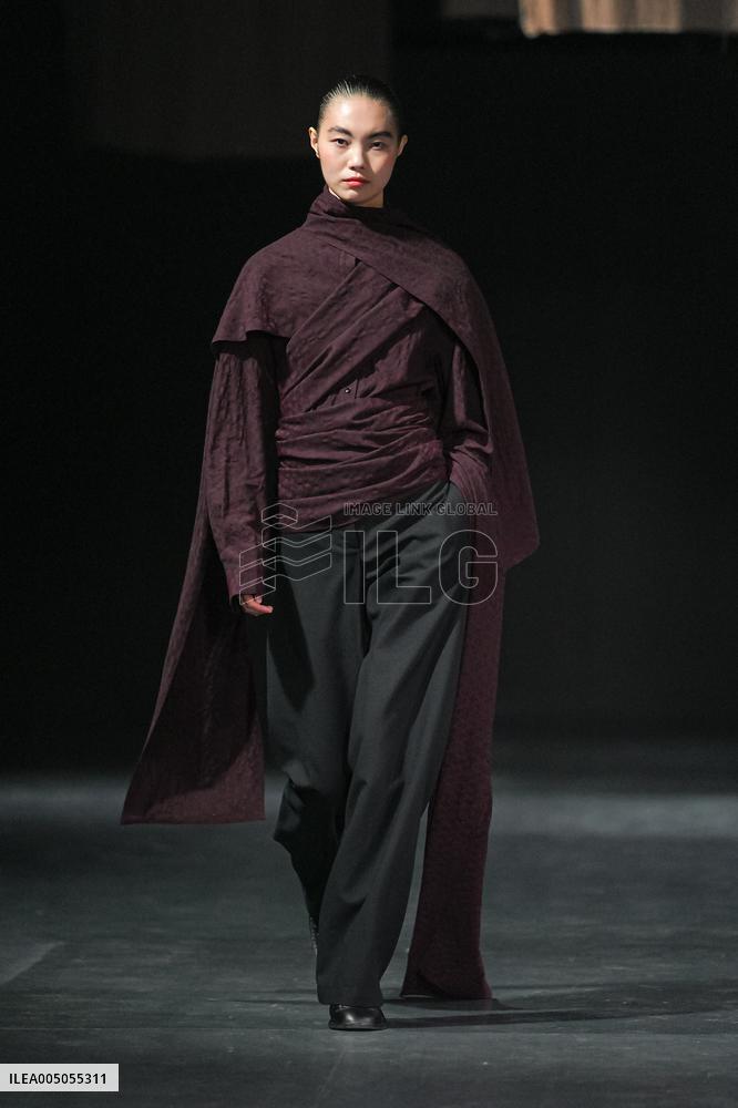 MFW - QASIMI Runway