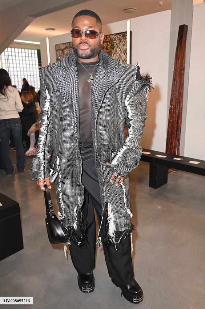 MFW - Celebs At Simon Cracker Show
