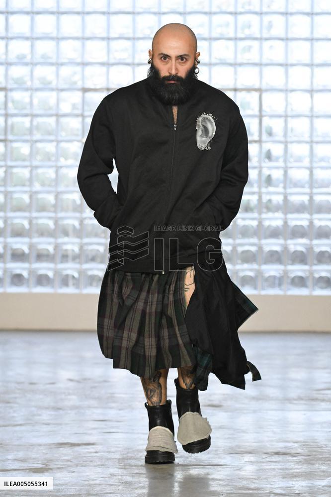 MFW - Simon Cracker Runway