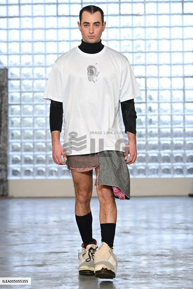 MFW - Simon Cracker Runway