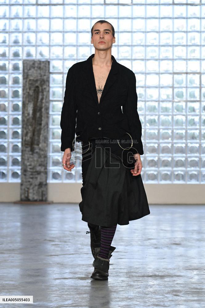 MFW - Simon Cracker Runway