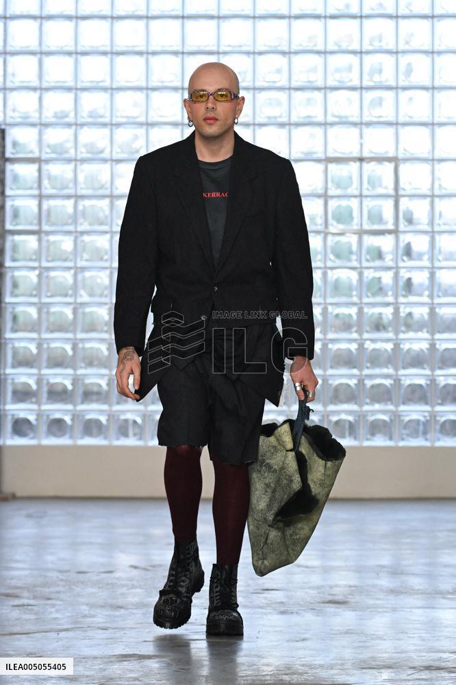 MFW - Simon Cracker Runway