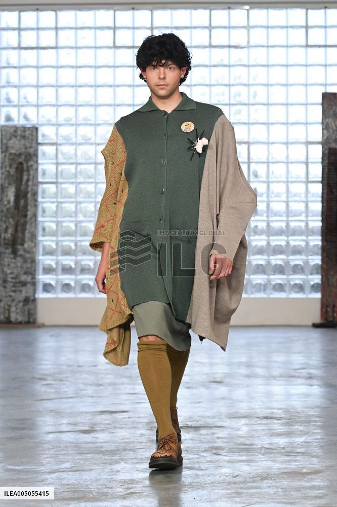 MFW - Simon Cracker Runway