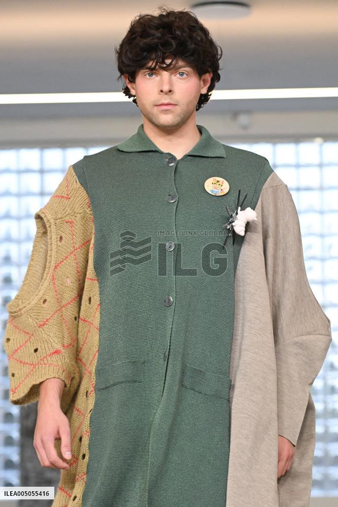 MFW - Simon Cracker Runway