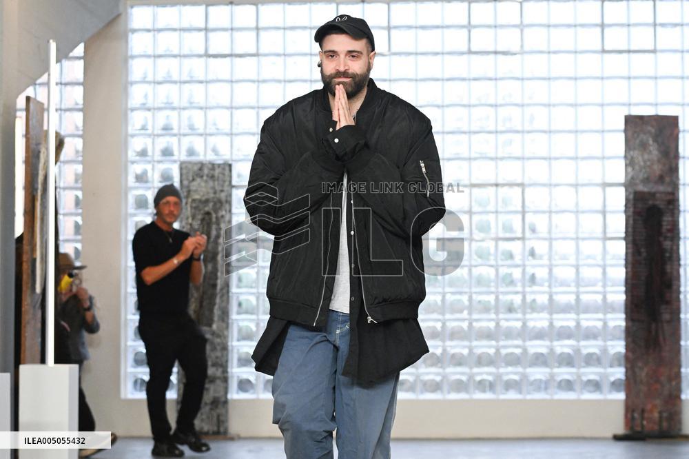 MFW - Simon Cracker Runway