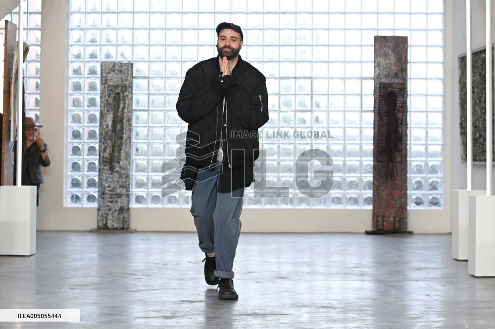 MFW - Simon Cracker Runway