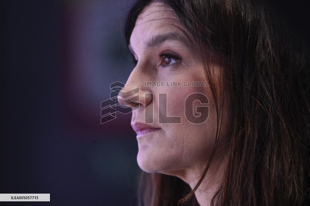 Alice Rufo On Dimanche En Politique - Paris