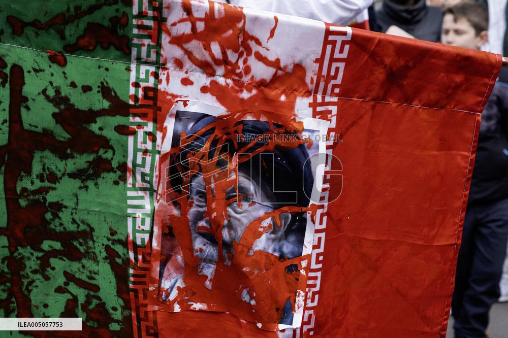 Pro Crown Prince Reza Pahlavi Protrest - Paris