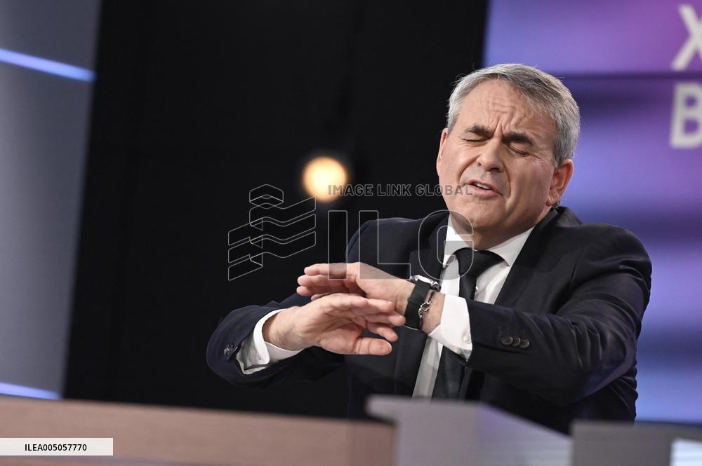 avier Bertrand On Dimanche En Politique - Paris