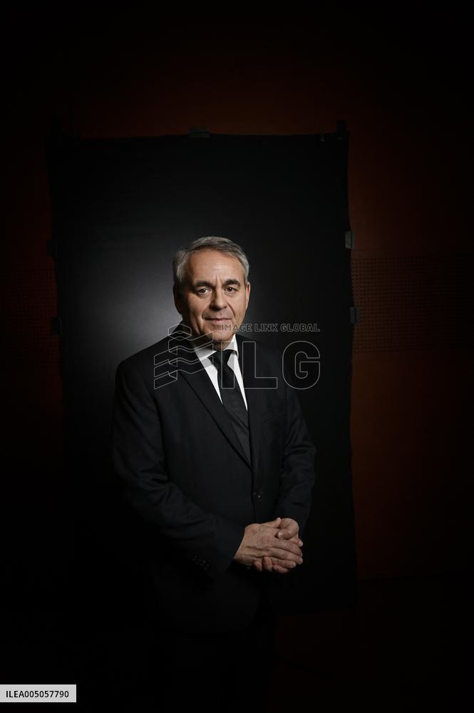 avier Bertrand On Dimanche En Politique - Paris