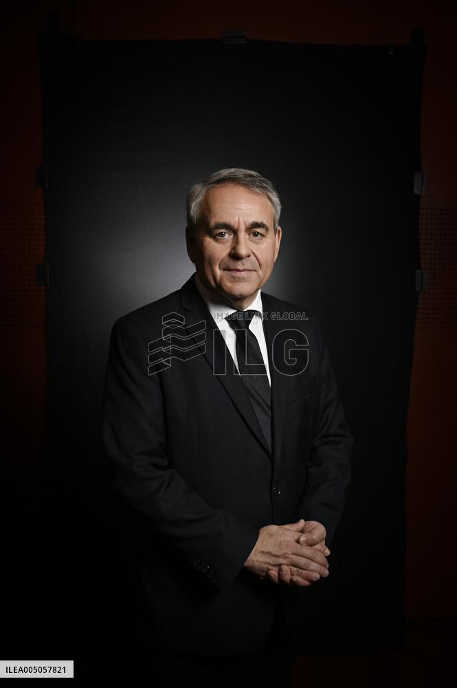 avier Bertrand On Dimanche En Politique - Paris
