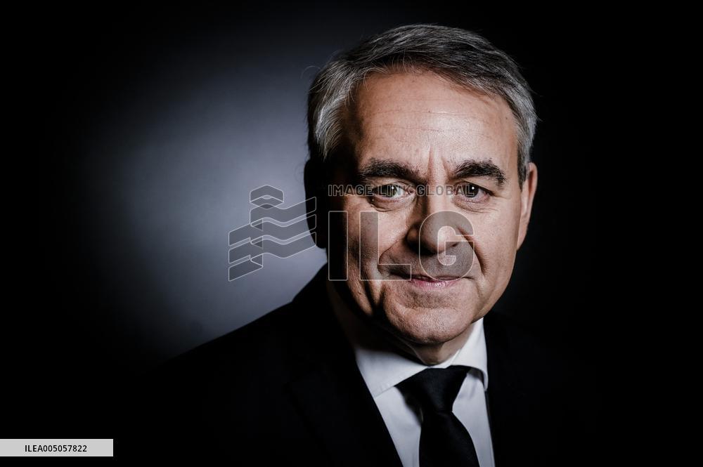 avier Bertrand On Dimanche En Politique - Paris