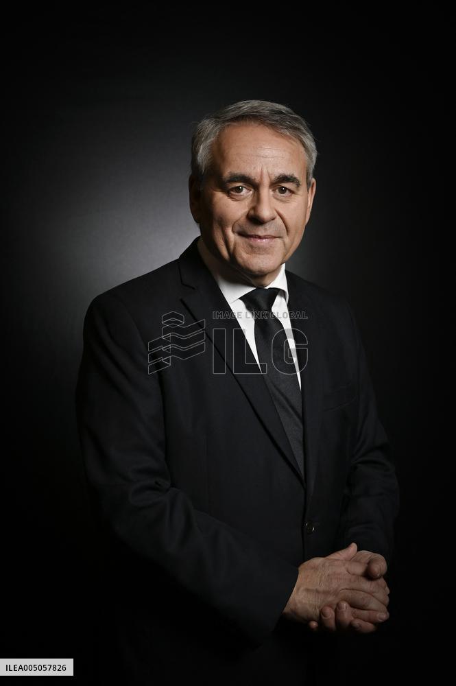 avier Bertrand On Dimanche En Politique - Paris