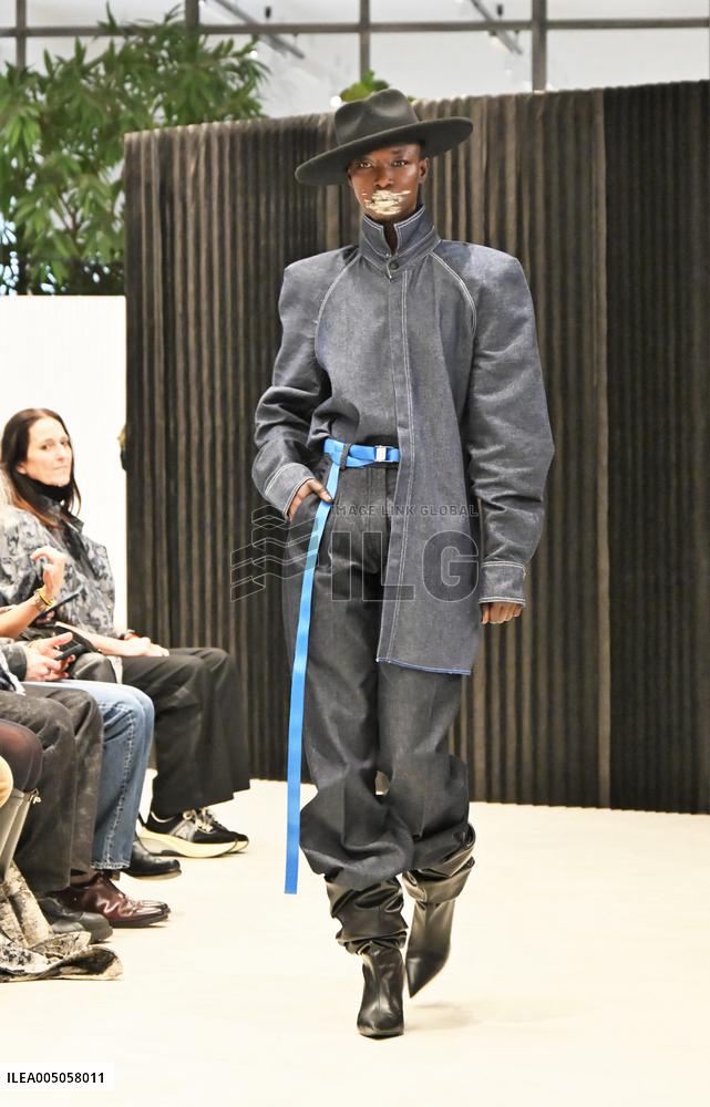 MFW - Victor Hart Runway