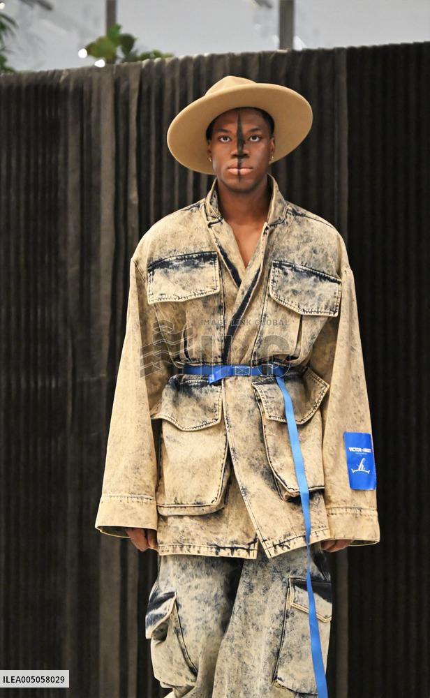 MFW - Victor Hart Runway