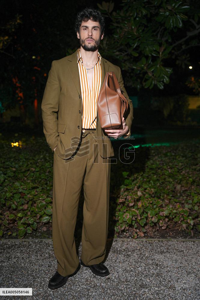 MFW - Tod s Presentation