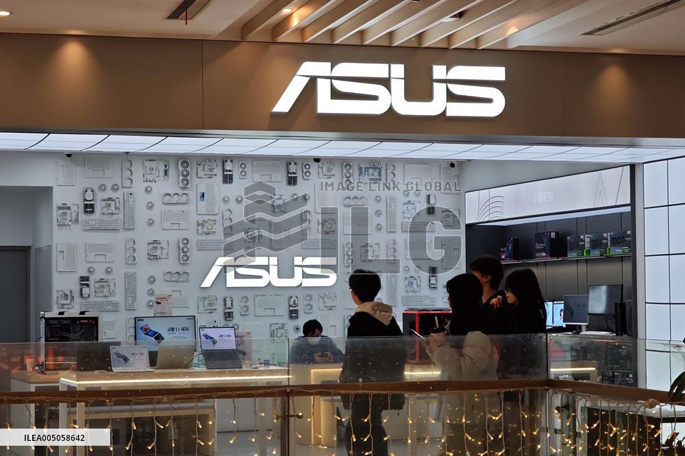 ASUS