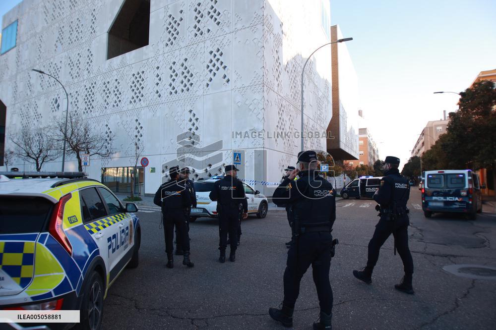 Police Cordon Off Institute For Accident Victims - Cordoba