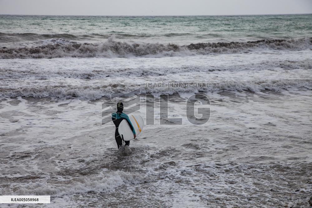 Illustration - Surf in Carry-Le-Rouet - France