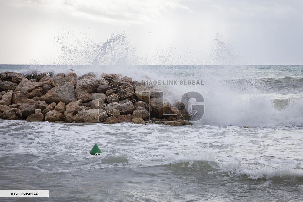 Illustration - Surf in Carry-Le-Rouet - France