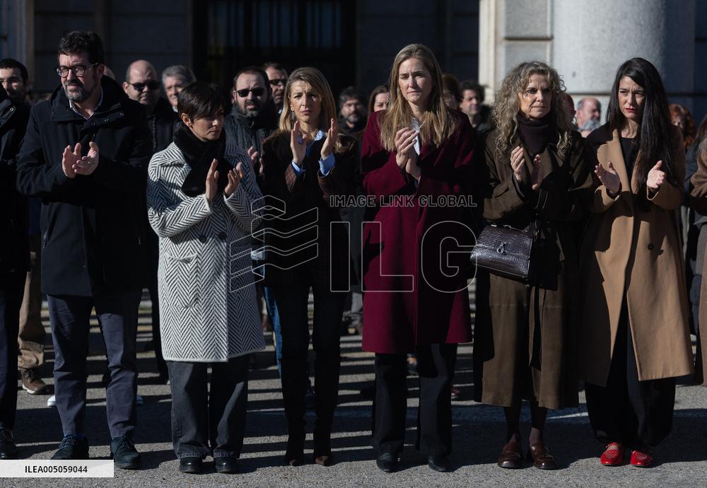 Ministries Call for Minute s Silence for Adamuz Victims - Madrid