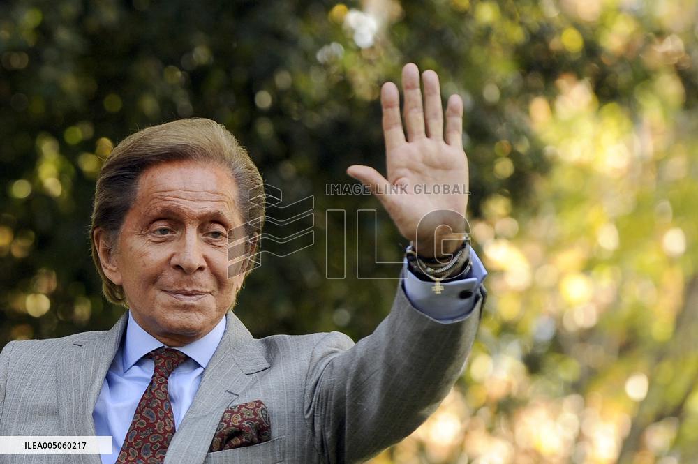 Italian Fashion Designer Valentino Dead At 93