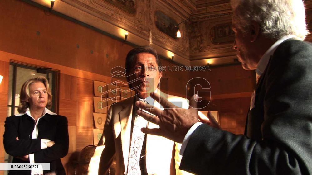 Italian Fashion Designer Valentino Dead At 93