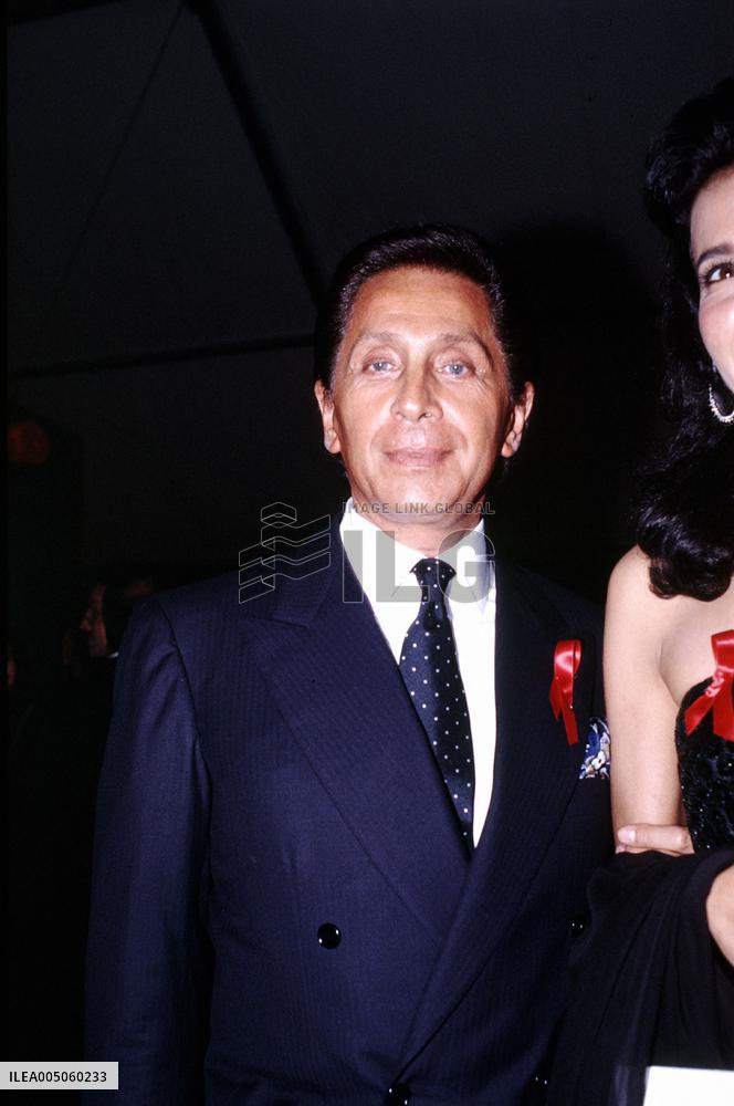 Italian Fashion Designer Valentino Dead At 93
