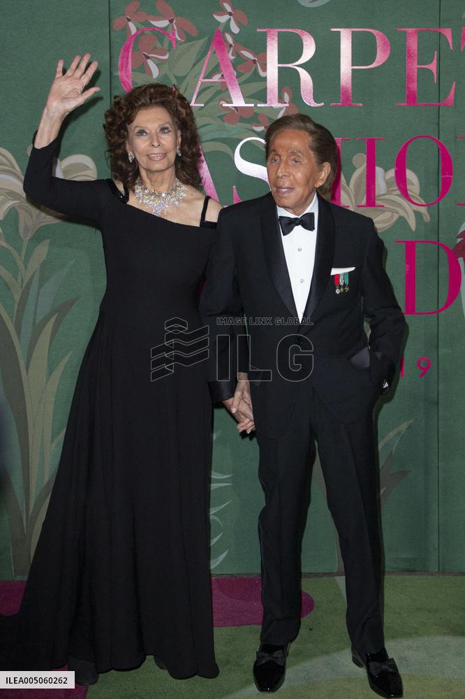 Italian Fashion Designer Valentino Dead At 93